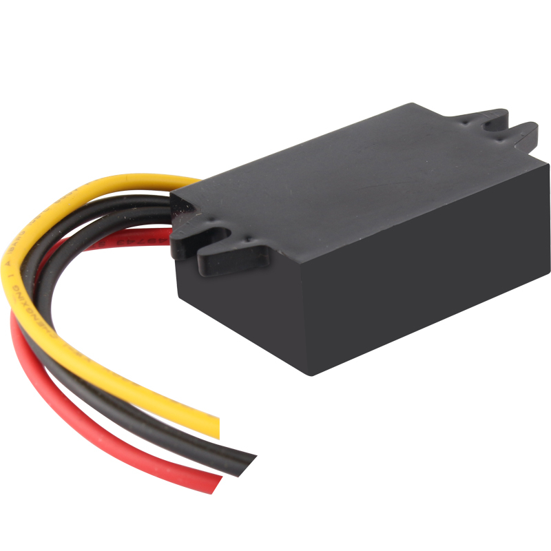 Convertitore DC-DC impermeabile non isolato da 12V/24VDC a 5VDC 3A