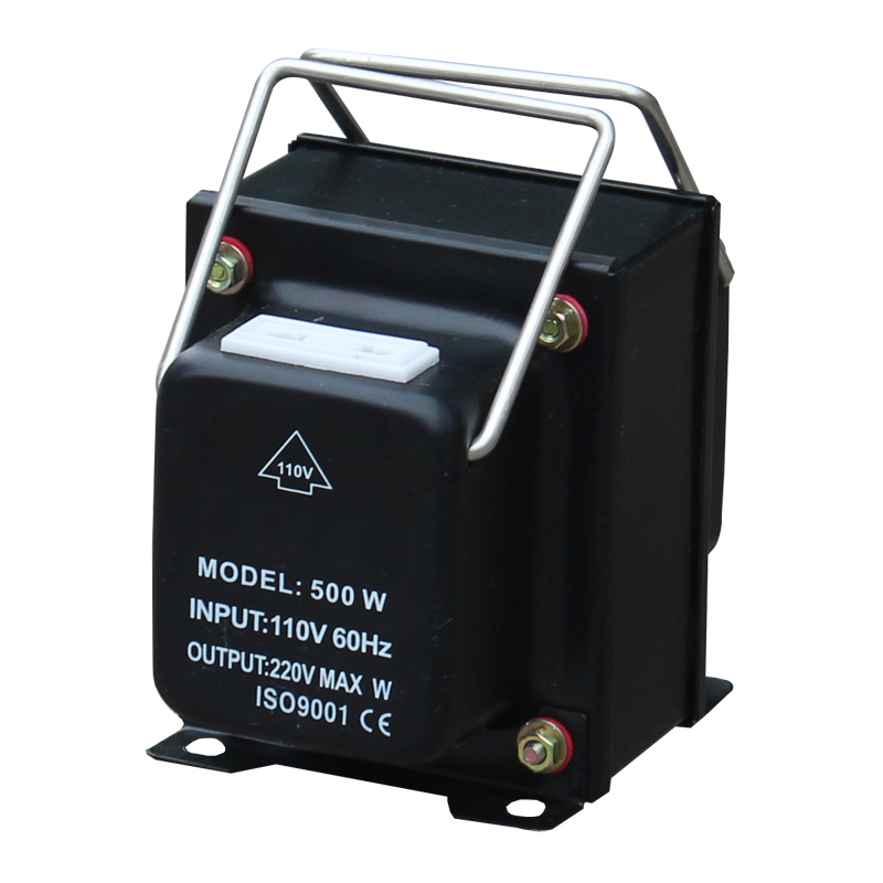 Trasformatore step-up e step-down 110 V/220 V serie TC da 100 W a 3000 W