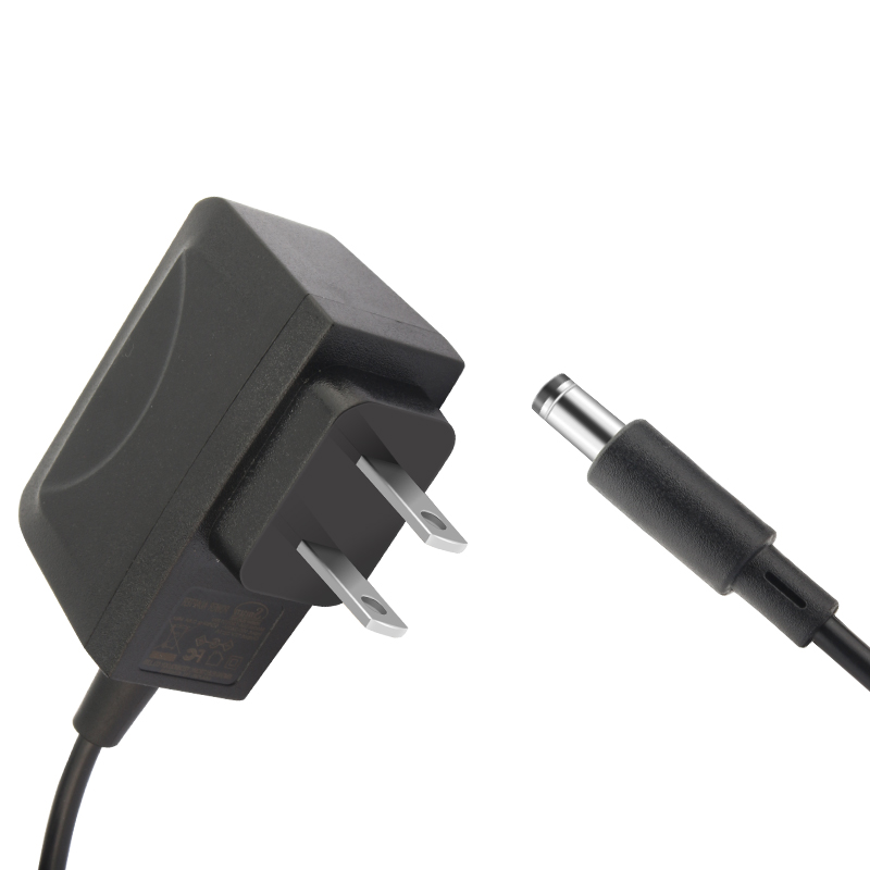 Adattatore per batteria da 12 W con spina americana certificato SMUN 12 V 1 A